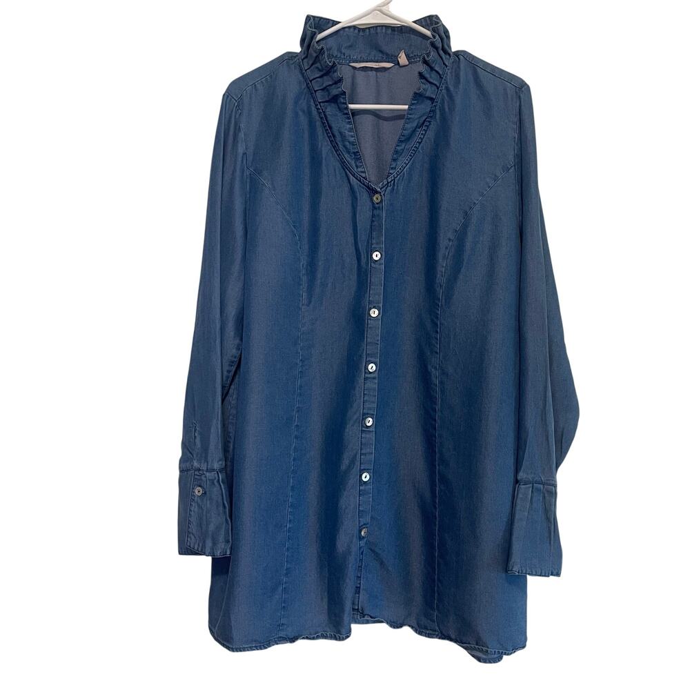 Soft Surroundings Women's Large Charlize Blue Chambray Icon Shirt Pleated Collar